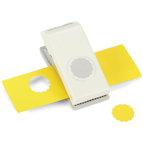 Ek Medium Punch Scallop Circle, 1"