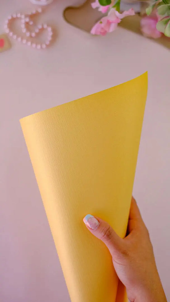 Pack 6 cartulinas perlada textura oro Johanna Rivero